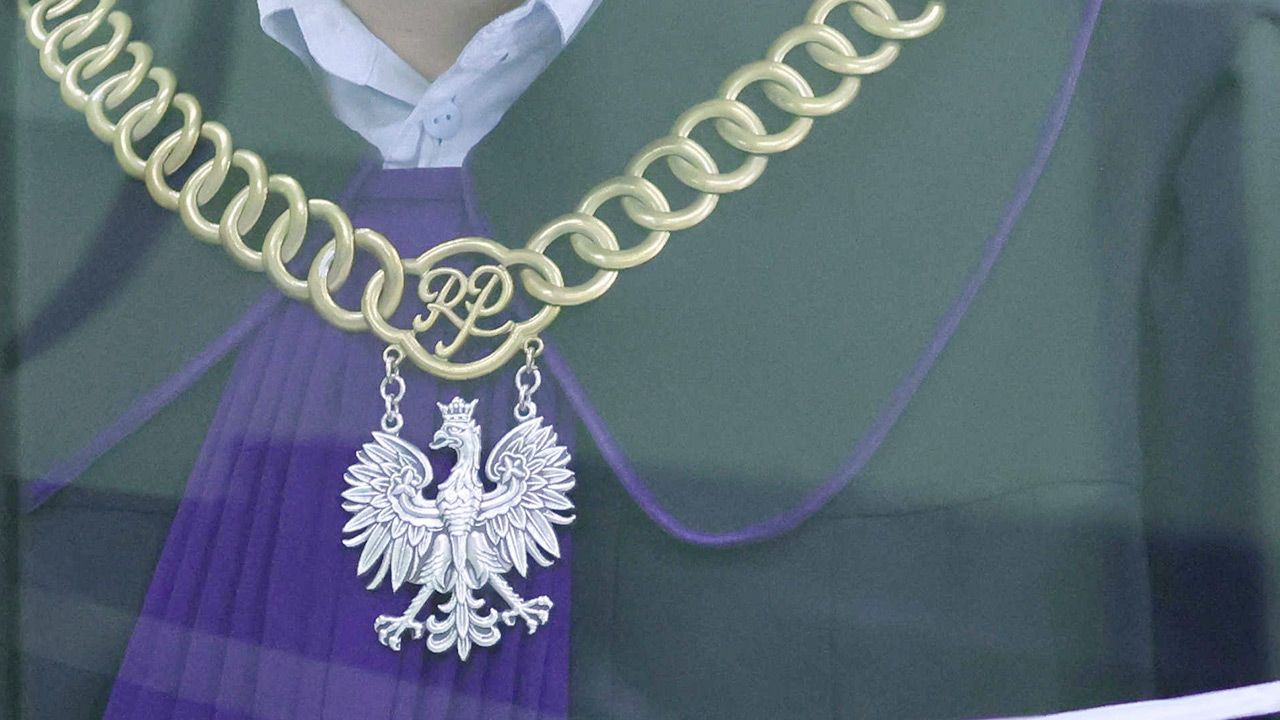 Sędzia złożył wniosek o wyłączenie od orzekania (fot. PAP/Leszek Szymański) Sędzia złożył wniosek o wyłączenie od orzekania (fot. PAP/Leszek Szymański)
