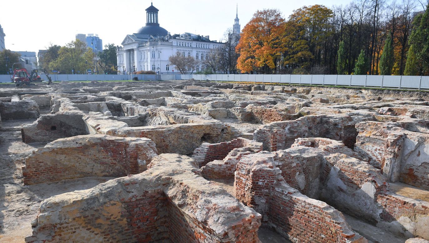  Zachowane fragmenty piwnic Pałacu Saskiego  (fot. arch.PAP/Radek Pietruszka)