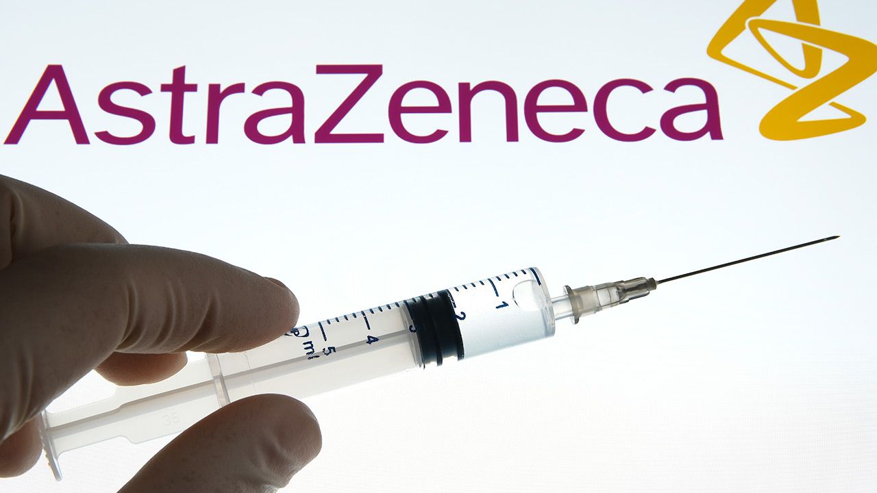 AstraZeneca twierdzi, że dołożyła wszelkich starań, aby dostarczyć preparat na czas (fot. Shutterstock) AstraZeneca twierdzi, że dołożyła wszelkich starań, aby dostarczyć preparat na czas (fot. Shutterstock)