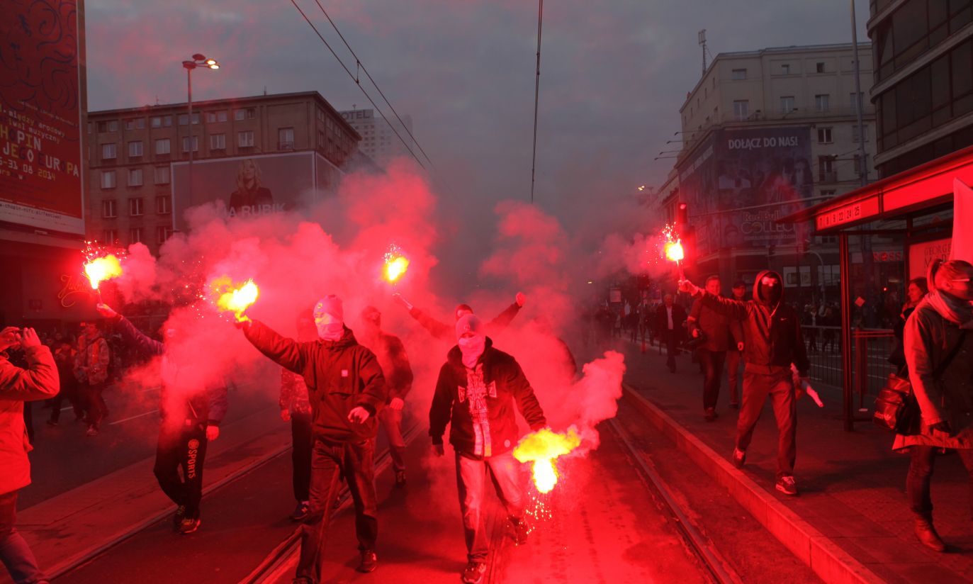 Marsz Niepodległości i zadymy w Warszawie