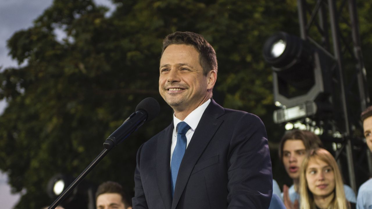 Rafał Trzaskowski o Strajku Kobiet (fot. Attila Husejnow via Getty Images) Rafał Trzaskowski o Strajku Kobiet (fot. Attila Husejnow via Getty Images)