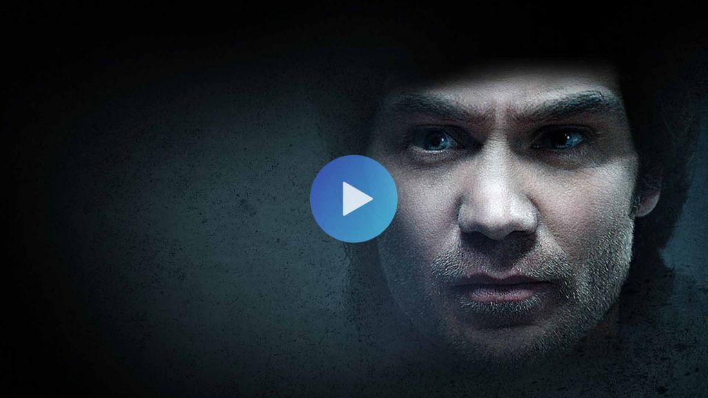 „Ted Bundy. Ulubiony morderca Ameryki” to opowieść o seryjnym mordercy młodych kobiet, która przedstawiona jest oczami detektywów, próbujących rozwikłać sprawę. Fot. materiały prasowe/TVP