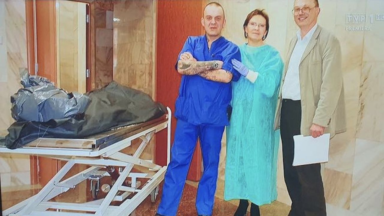 Zdjęcia Ewy Kopacz z rosyjskiego prosektorium (fot. TVP) Zdjęcia Ewy Kopacz z rosyjskiego prosektorium (fot. TVP)
