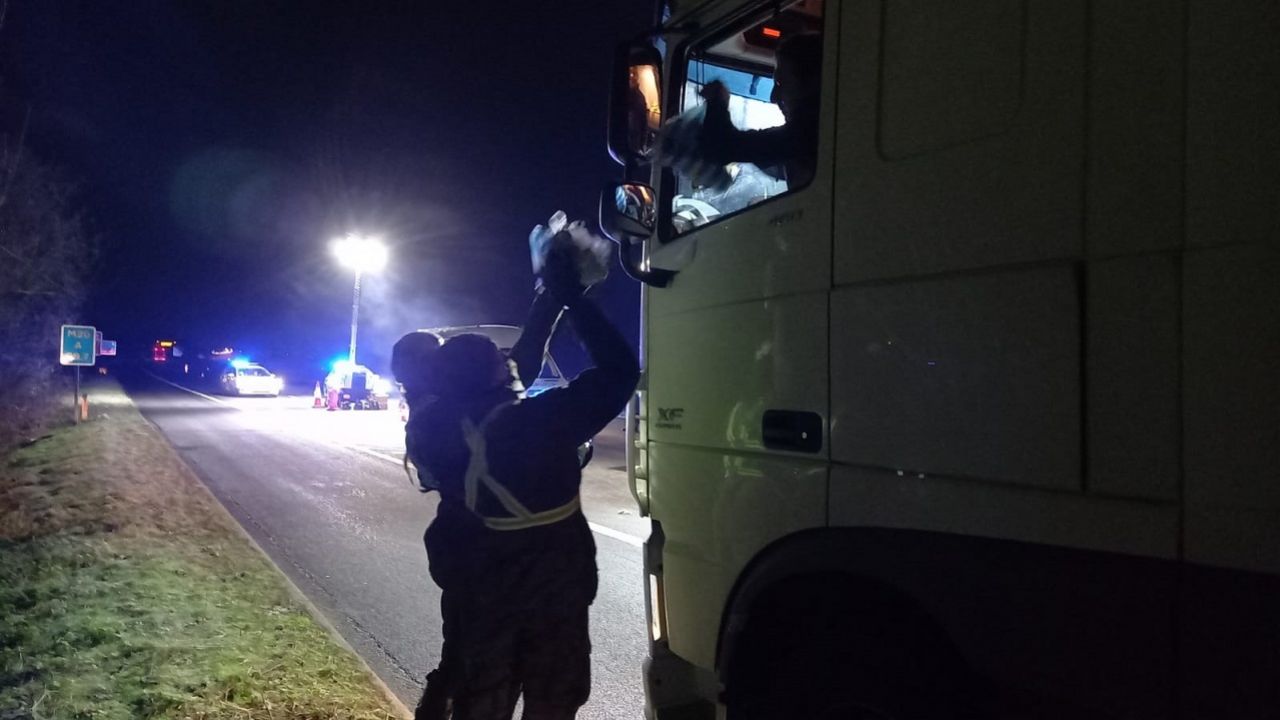 Żołnierze WOT pracowali w Dover, w Manston i na autostradzie M20 (fot. TT./terytorialsi) Żołnierze WOT pracowali w Dover, w Manston i na autostradzie M20 (fot. TT./terytorialsi)