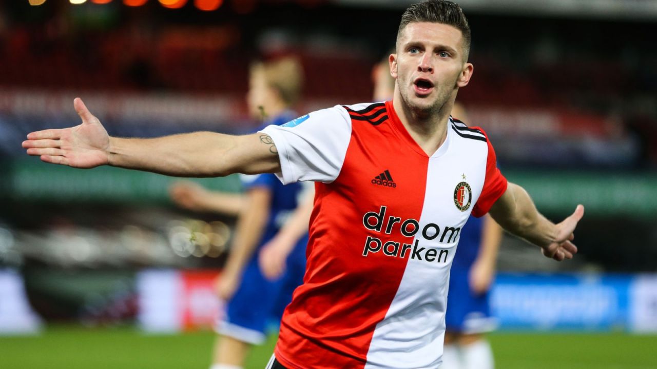 Eredivisie: Feyenoord - Heerenveen 3:0 SKRÓT. Bryan Linssen z hat-trickiem (sport.tvp.pl)