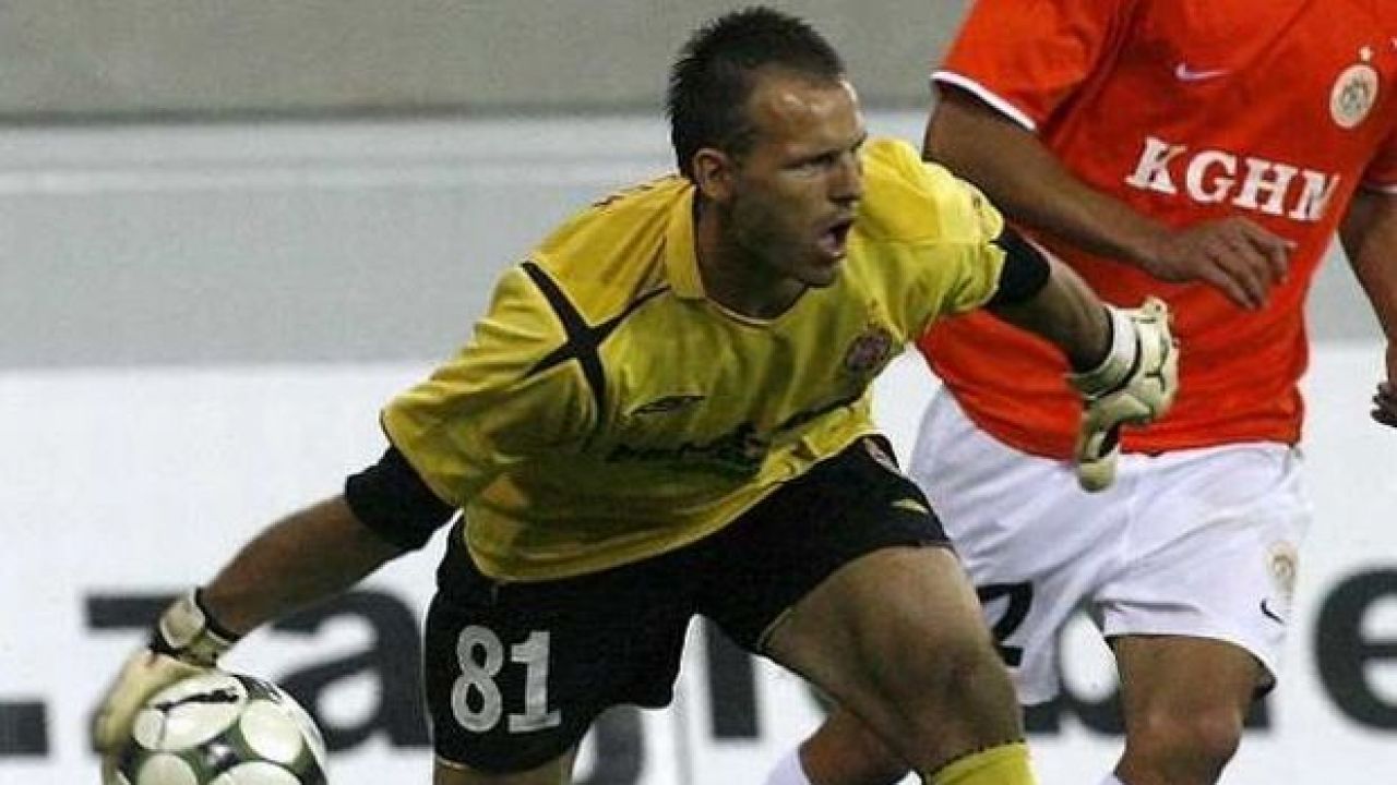Mariusz Pawełek po pięciu latach opuścił Wisłę Kraków (fot. PAP