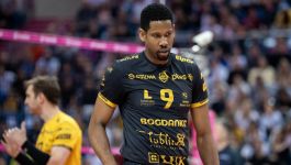 PlusLiga 2025/26 – kiedy mecze siatkarzy? Sprawdź pełny terminarz (fot. Getty) Poznaj terminarz PlusLigi 2025/26. Sprawdź, kiedy grają siatkarze, kto z kim i w której kolejce. Pełny kalendarz meczów rundy zasadniczej