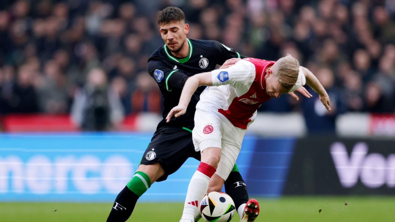 Jakub Moder i Davy Klaasen (fot. Getty)