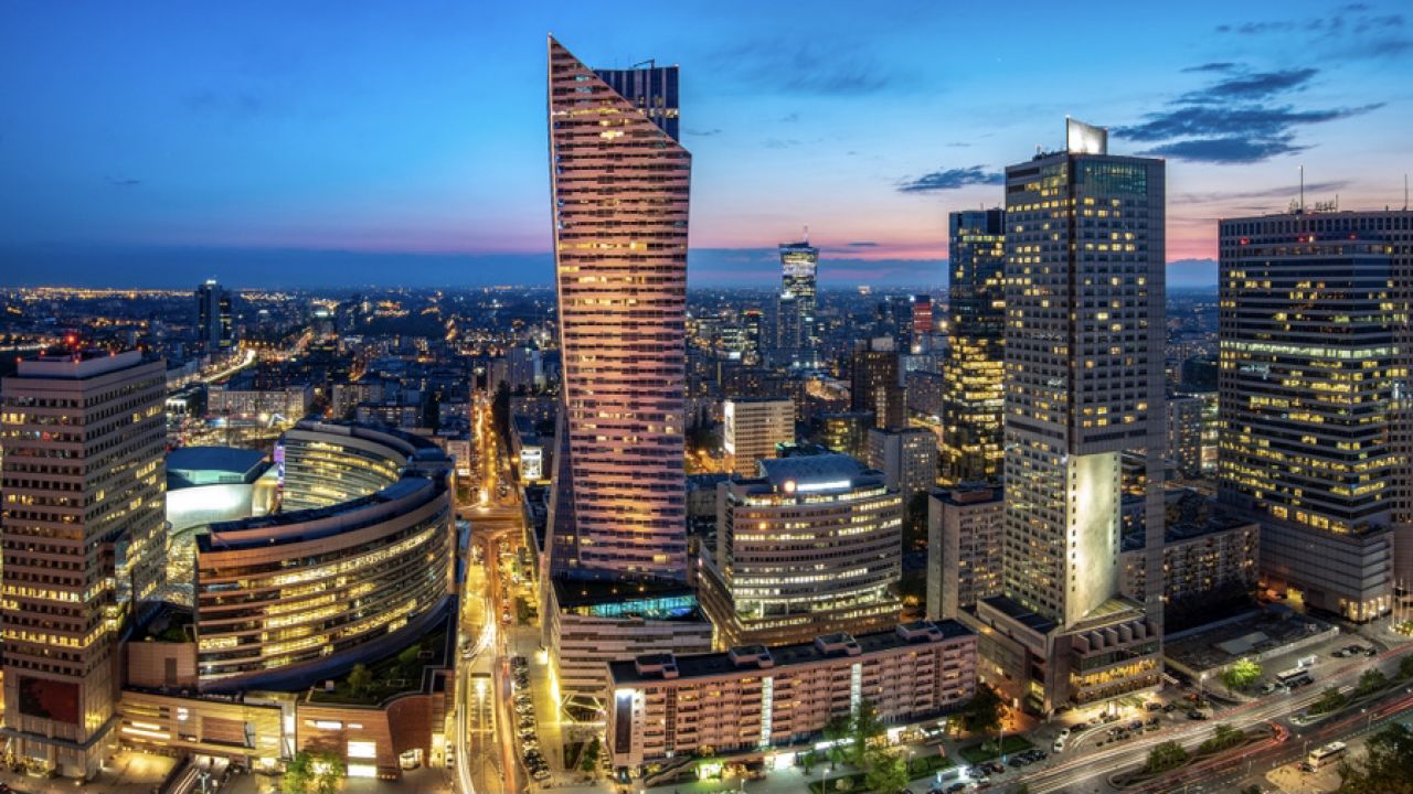 W ubiegłym roku doszło do 282 przejęć o łącznej wartości 11,7 mld euro (fot. Shutterstock/Mike Mareen) W ubiegłym roku doszło do 282 przejęć o łącznej wartości 11,7 mld euro (fot. Shutterstock/Mike Mareen)