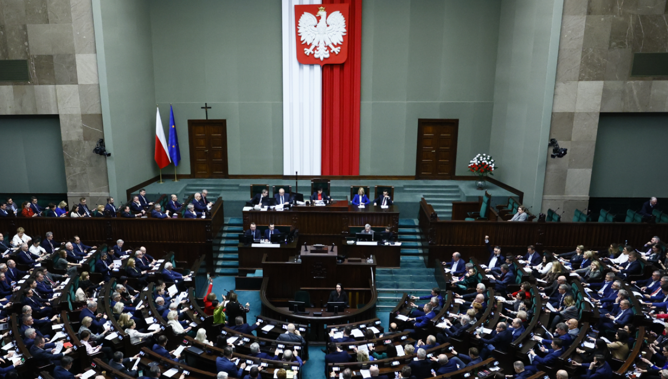 Sejm przyjął ustawę  (fot. Jacek Szydłowski/FORUM)