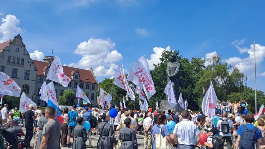 Marsz dla Życia w Poznaniu (fot. Marsz dla Życia/Facebook)