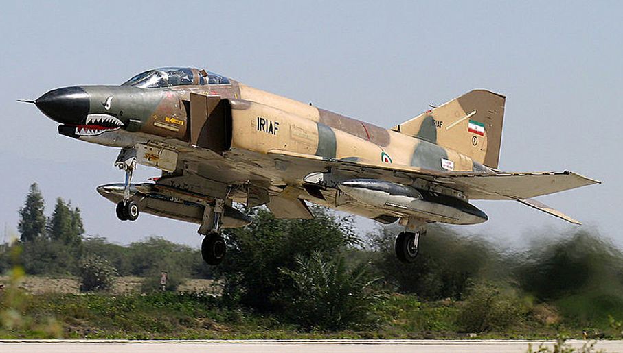 Irański myśliwiec F-4 miał tajemniczy kontakt z UFO (fot. Wiki/Shahram Sharifi)