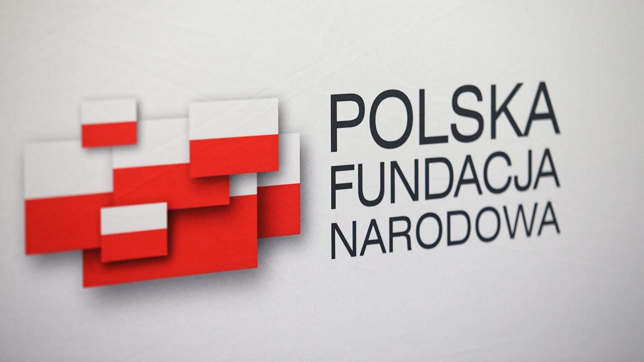 Polska Władczyni Która Wsparła Finansowo Podupadającą Akademię Krakowską PFN wsparła Polska poradnię psychologiczną dla dzieci i młodzieży - tvp