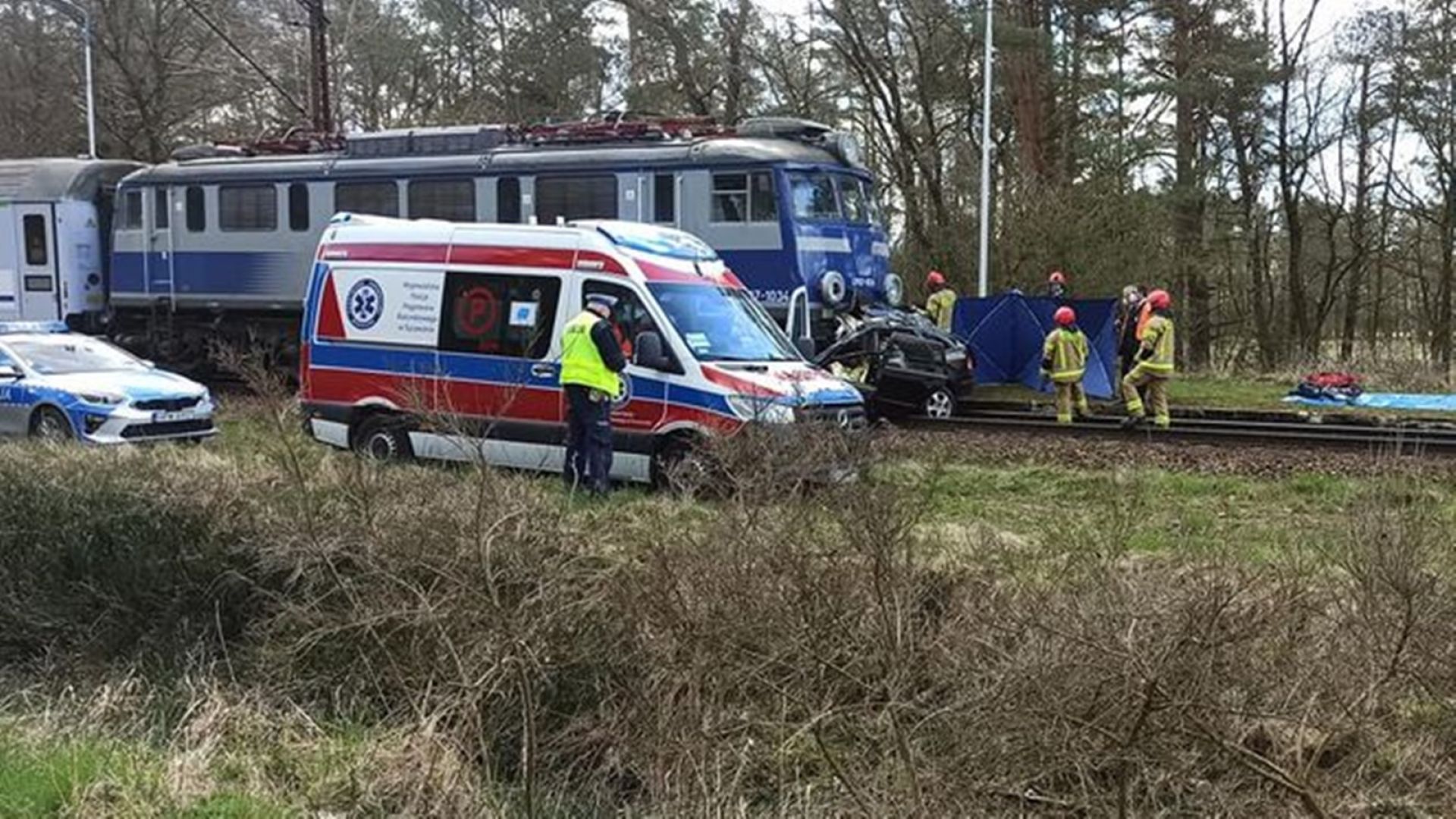 Wypadek Na Przejeździe Kolejowym W Nielepie W Powiecie świdwińskim