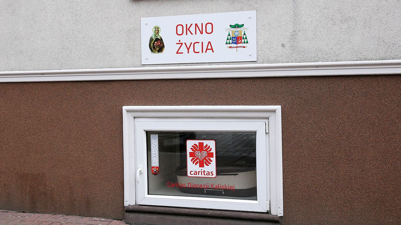 Dziecko zostało zabrane na badania do szpitala (fot. PAP/Tomasz Wojtasik; zdjęcie ilustracyjne) Dziecko zostało zabrane na badania do szpitala (fot. PAP/Tomasz Wojtasik; zdjęcie ilustracyjne)