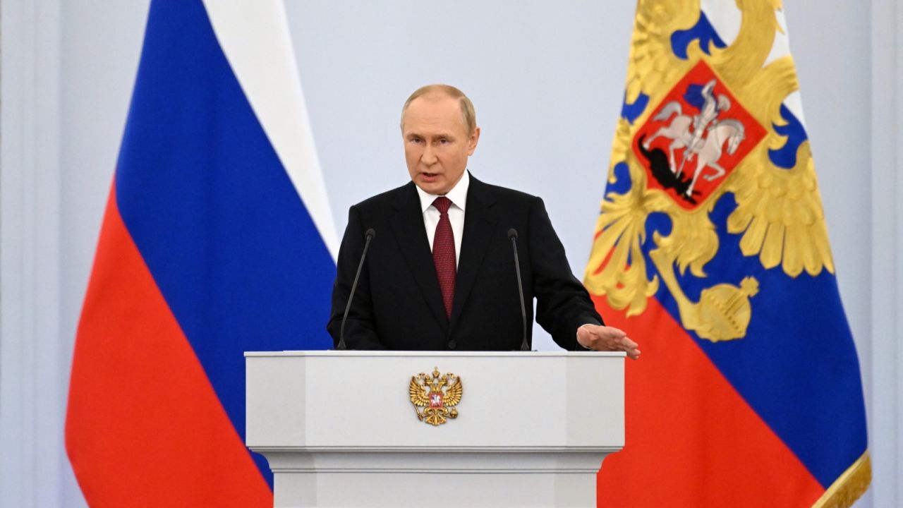 Rosyjski dyktator Władimir Putin (fot. PAP/EPA, EPA/GRIGORY SYSOEV / SPUTNIK)