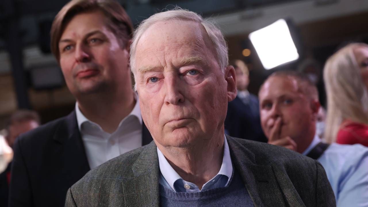 Szef frakcji AfD w Bundestagu Alexander Gauland wpisuje się w narrację Kremla (fot. PAP/EPA/SEAN GALLUP / POOL) Szef frakcji AfD w Bundestagu Alexander Gauland wpisuje się w narrację Kremla (fot. PAP/EPA/SEAN GALLUP / POOL)