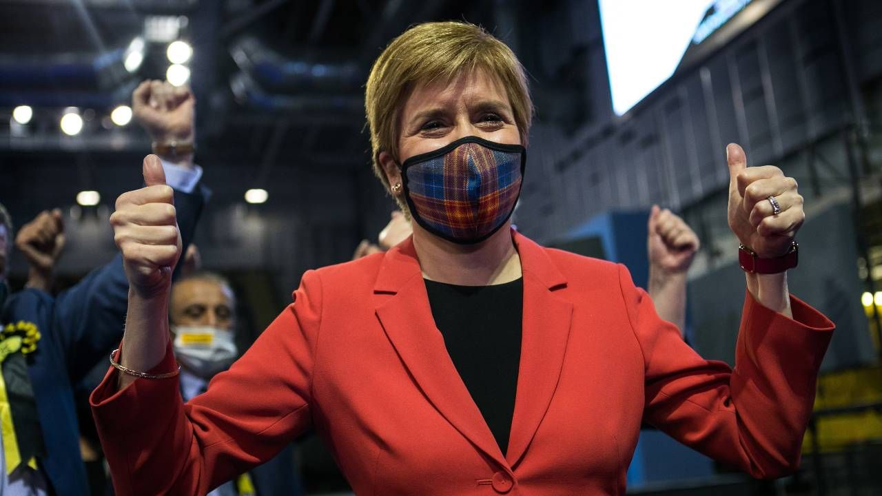 Pierwsza premier Szkocji i liderka SNP Nicola Sturgeon (fot. PAP/EPA/ROBERT PERRY) Pierwsza premier Szkocji i liderka SNP Nicola Sturgeon (fot. PAP/EPA/ROBERT PERRY)