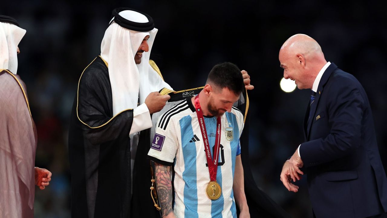 Tamim Bin Hamad Al Thani, Leo Messi, Gianni Infantino (fot. PAP/EPA)