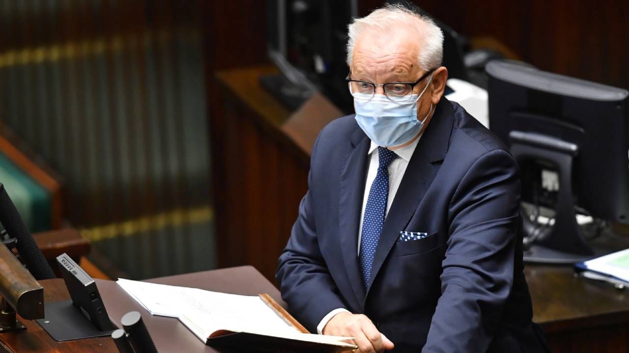 – Nie za bardzo się cieszę z tego wyroku TK, ale podzielam, że tej przesłanki konstytucyjnej nie da się w żaden sposób zakwestionować – stwierdził poseł PiS Bolesław Piecha (fot. PAP/Radek Pietruszka) – Nie za bardzo się cieszę z tego wyroku TK, ale podzielam, że tej przesłanki konstytucyjnej nie da się w żaden sposób zakwestionować – stwierdził poseł PiS Bolesław Piecha (fot. PAP/Radek Pietruszka)