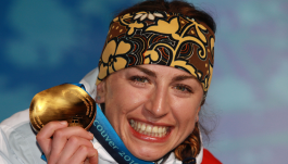 Justyna Kowalczyk ze złotem igrzysk olimpijskich (fot. Getty)