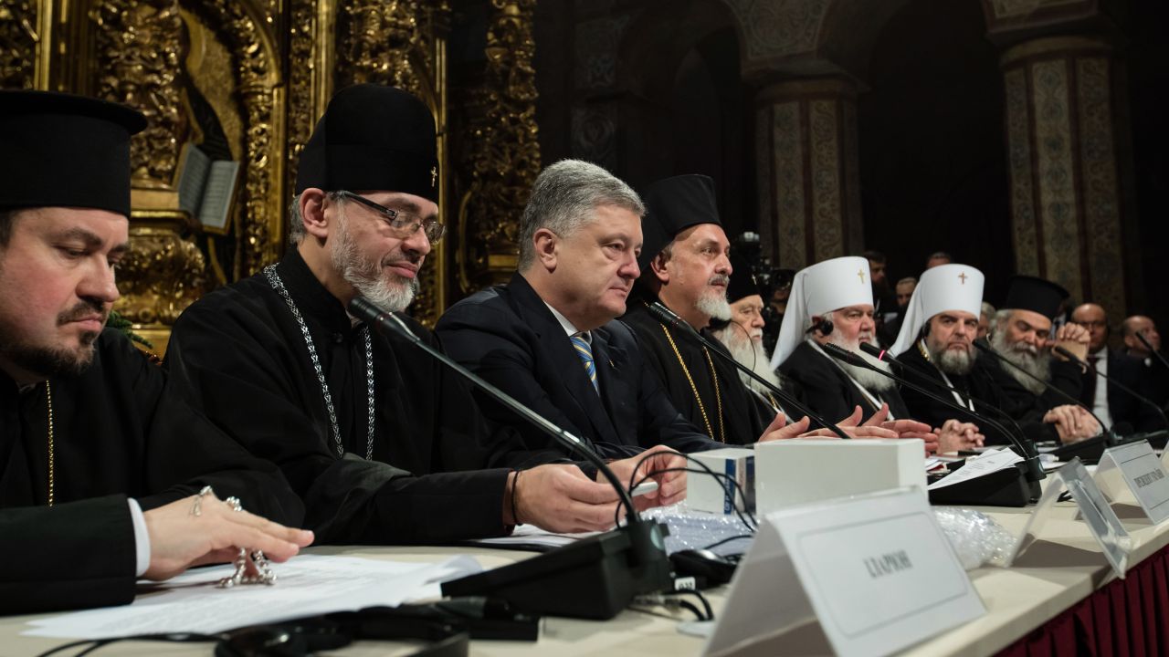 Decyzję o wyborze biskupa Epifaniusza podjął w sobotę wieczorem obradujący w Kijowie Sobór zjednoczeniowy ukraińskiego prawosławia (fot. PAP/EPA/MIKHAIL PALINCHAK)