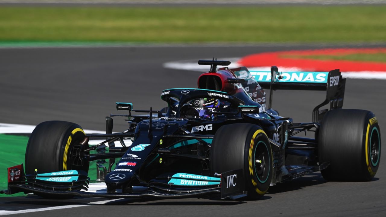 Formuła 1. Lewis Hamilton wygrał Grand Prix Wielkiej ...