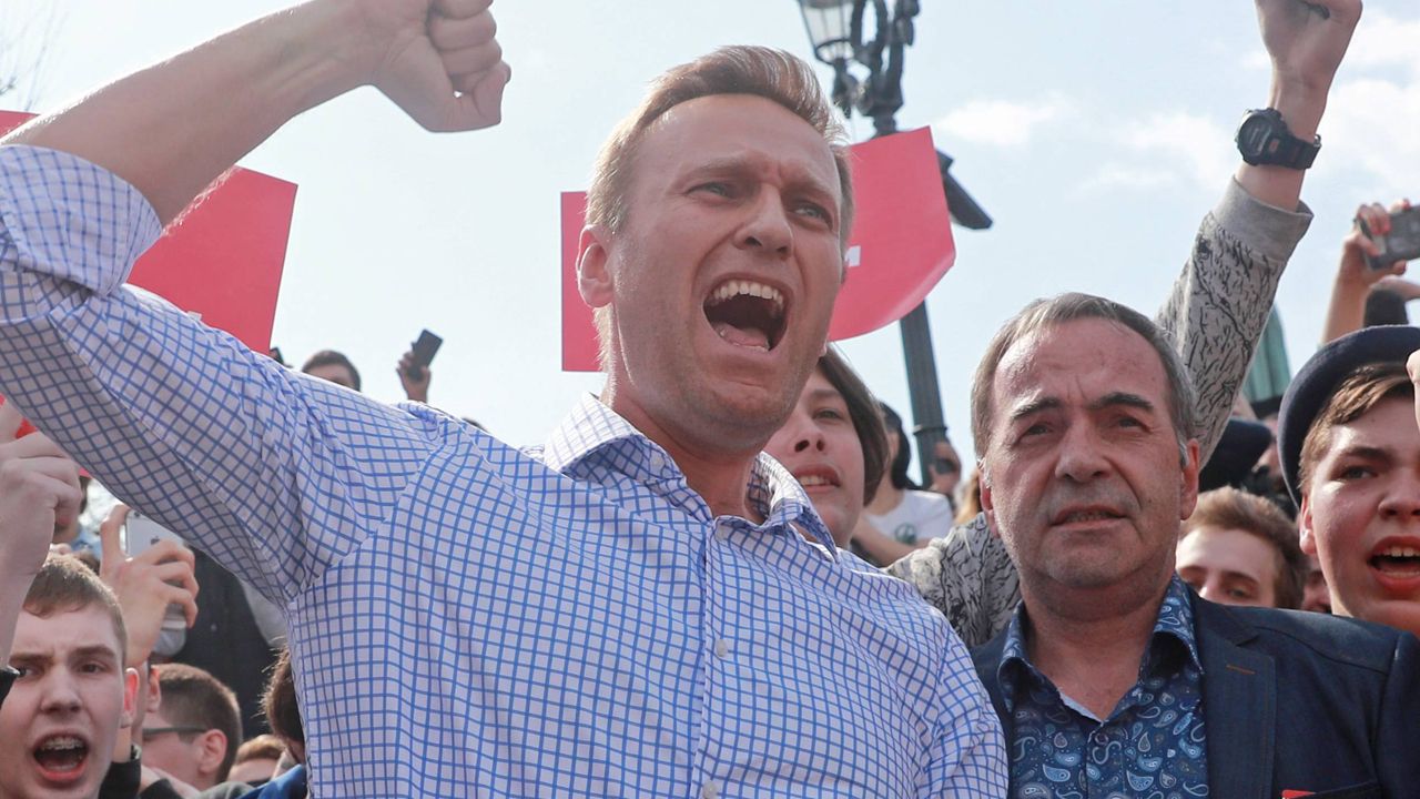 Opozycyjny polityk startuje w wyborach prezydenckich w Rosji (fot. arch. PAP/EPA/Sergei Fadeichev) Opozycyjny polityk startuje w wyborach prezydenckich w Rosji (fot. arch. PAP/EPA/Sergei Fadeichev)