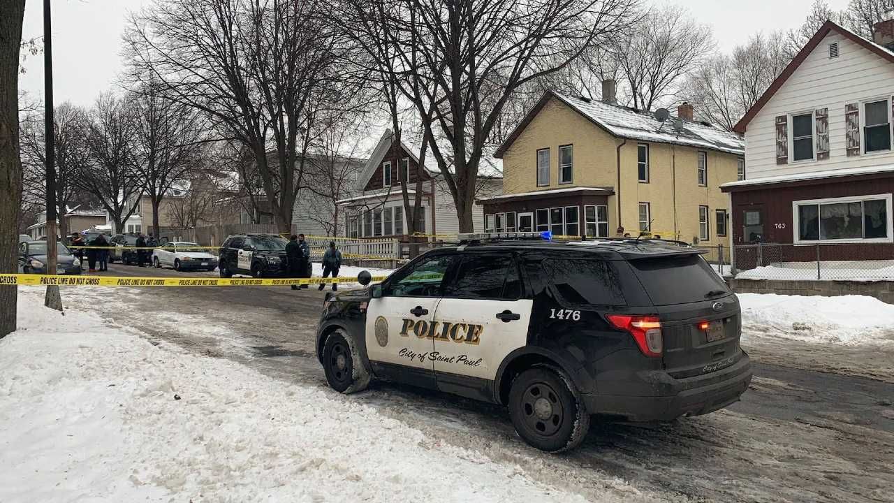 Godzinę przed strzelaniną dom odwiedził policjant (fot. (St. Paul Police Department))
