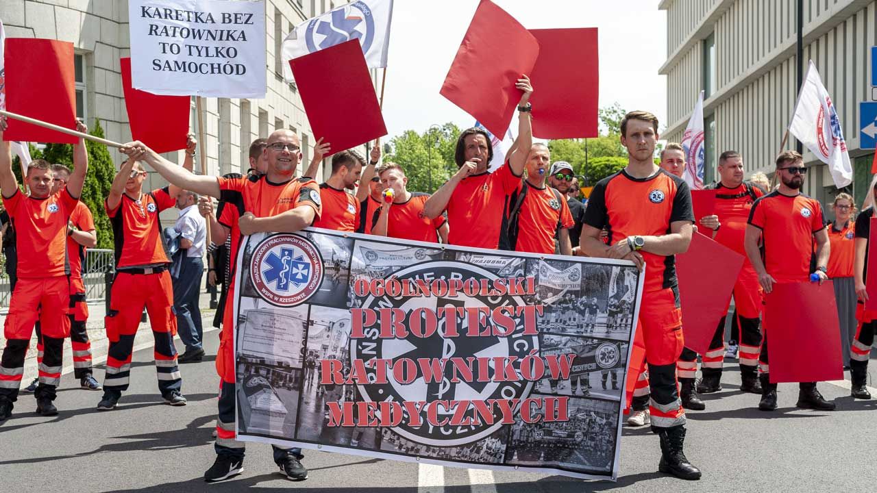Jakich kwot żądają medycy? (fot. GRZEGORZ KRZYZEWSKI / FOTONEWS via FORUM) Jakich kwot żądają medycy? (fot. GRZEGORZ KRZYZEWSKI / FOTONEWS via FORUM)
