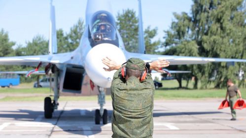Расейскі знішчальнік Су-30СМ2