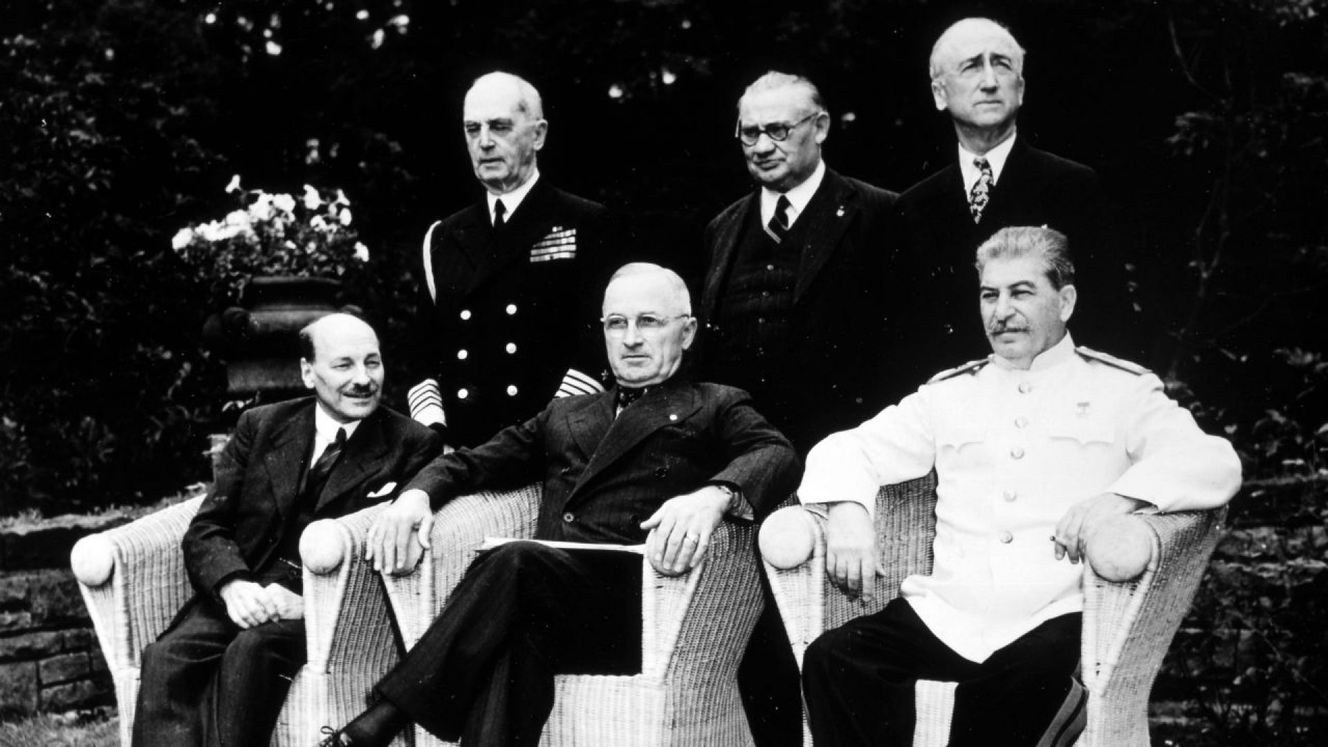 Decyzje Podjęte Przez Wielką Trójkę Podczas Konferencji W Teheranie Konferencja W Poczdamie / Rocznica Konferencji W Jalcie Symbol Zdrady