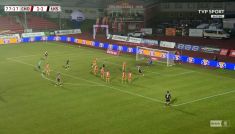Niesamowita bramka w Betclic 2 liga! Sławiński przymierzył nie do obrony (fot.TVP SPORT)