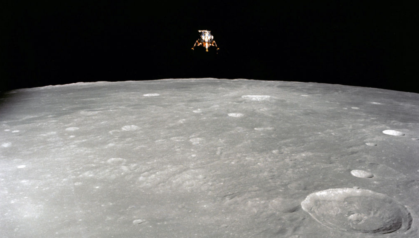 The Apollo 12 Lunar Module (LM), in a lunar landing configuration. Photo: 	HUM Images / Contributor