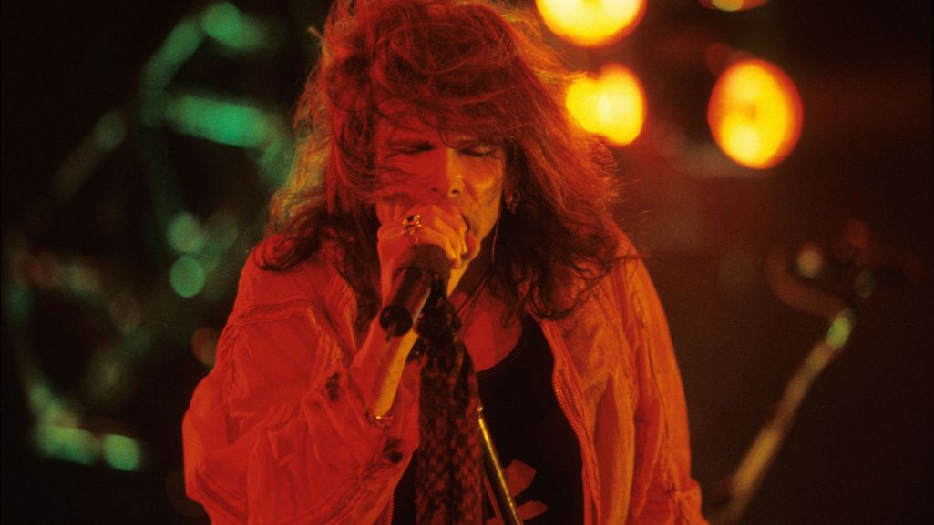 Steven Tyler w czerwcu 1999 roku w Monachium. Fot. Gisela Schober/Getty Images