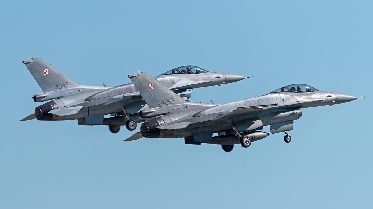 „Działania na rzecz uzyskania myśliwców F-16 są kontynuowane” (fot. Shutterstock/Konwicki Marcin) „Działania na rzecz uzyskania myśliwców F-16 są kontynuowane” (fot. Shutterstock/Konwicki Marcin)