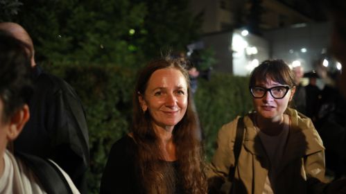 Ларыса Шчыракова пасля прыбыцця ў Вільню пасля вызвалення. Вільня, Літва. 11 верасня 2025 года. Фота: Белсат