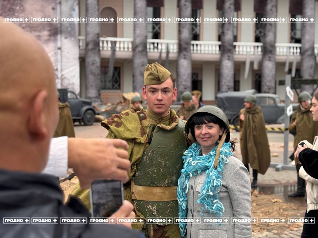 4 мая Палац культуры тэкстыльшчыкаў на плошчы Савецкай у Горадні пераабсталявалі ў «Рэйхстаг». Фота: grodno plus / telegram