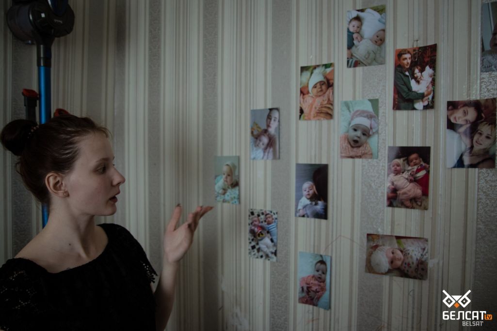Юлія Маўшук, адна з дачок фігурантаў «пінскай справы» Алены і Сяргея Маўшукоў. Пінск, Беларусь. 30 траўня 2021 года. (Фота: Белсат)