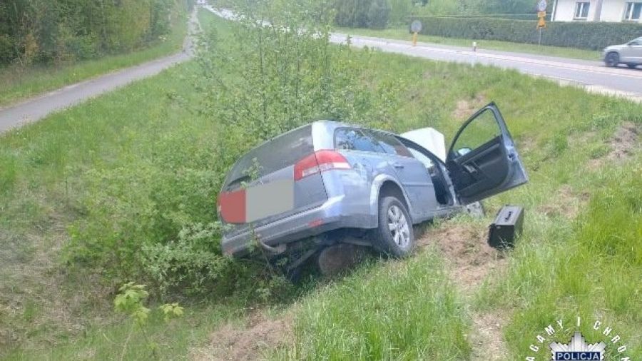 Bez prawa jazdy, za to z zakazami i pod wpływem alkoholu. Pijany kierowca zatrzymany
