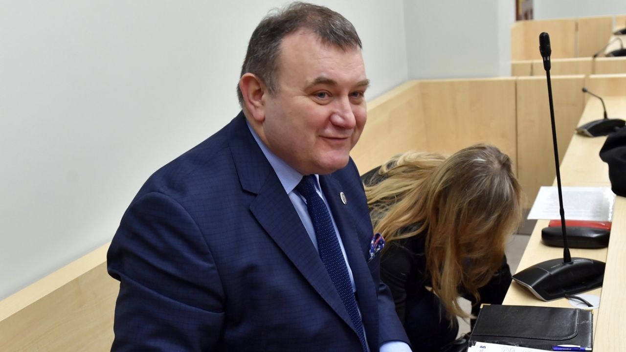 Na byłym sekretarzu PO ciążą poważne zarzuty korupcyjne (fot. arch.PAP/Marcin Bielecki) Na byłym sekretarzu PO ciążą poważne zarzuty korupcyjne (fot. arch.PAP/Marcin Bielecki)