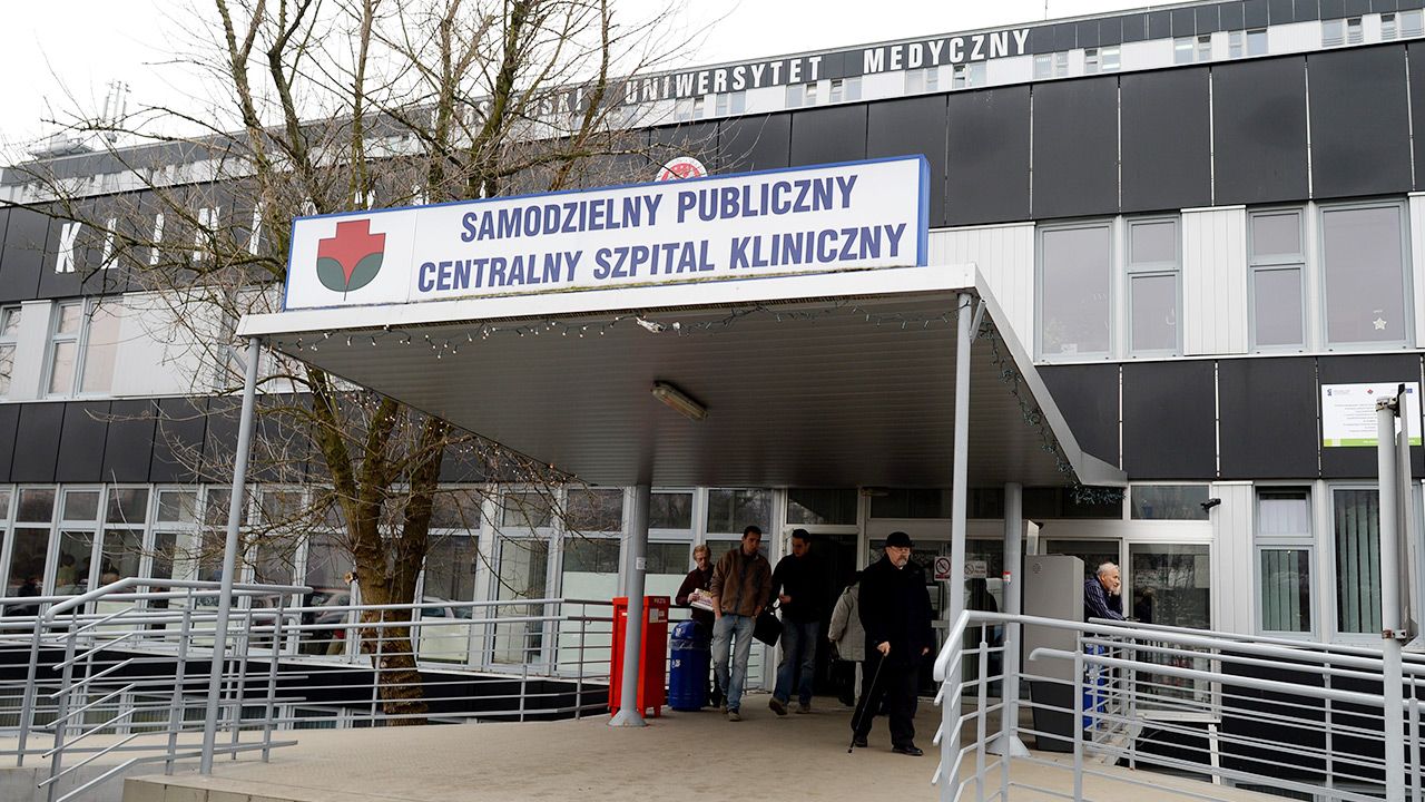 Władze WUM utrzymują, że zaszczepieni celebryci byli „ambasadorami” akcji promocyjnej (fot. PAP/Jacek Turczyk) Władze WUM utrzymują, że zaszczepieni celebryci byli „ambasadorami” akcji promocyjnej (fot. PAP/Jacek Turczyk)