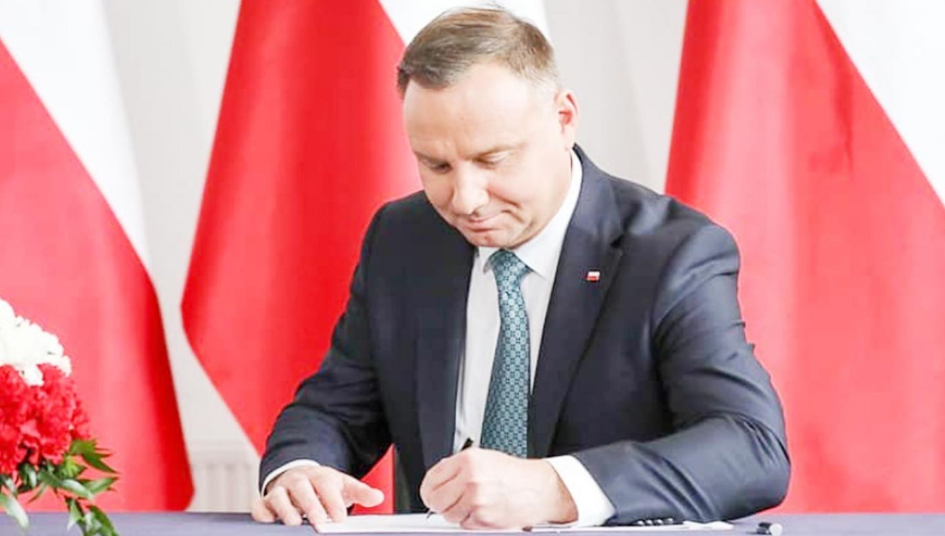 Prezydent podpisał ustawę przedłużającą tarczę antyinflacyjną (fot. prezydent_pl)