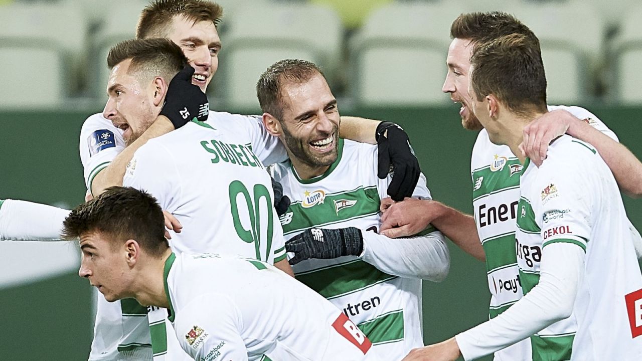 PKO Ekstraklasa. Lechia - Wisła Płock 2:0. Trzecia z rzędu ...