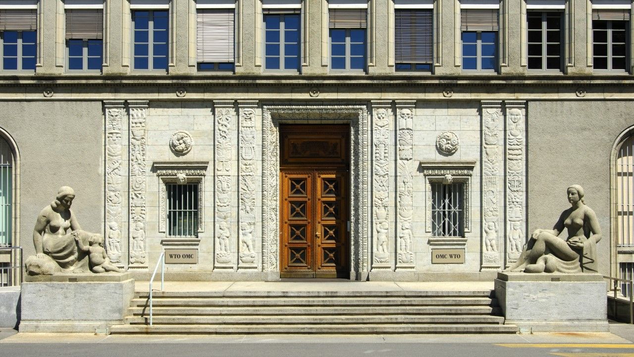 Siedziba WTO w Genewie (fot. MyLoupe/Universal Images Group via Getty Images)