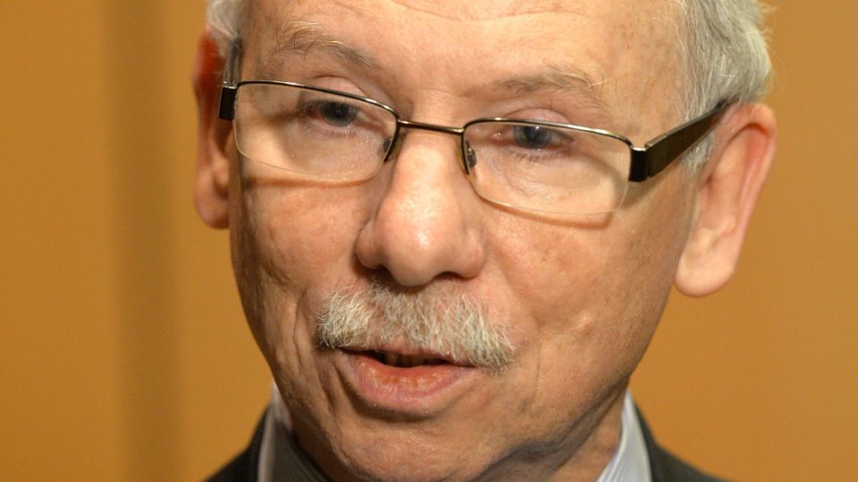 janusz lewandowski szefem rady gospodarczej przy premierze tvp info janusz lewandowski szefem rady gospodarczej przy premierze tvp info