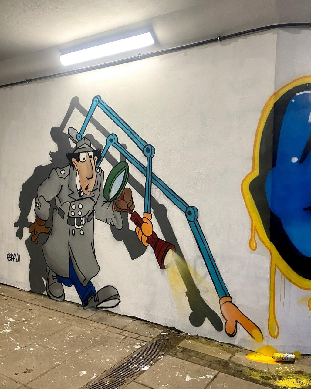 Vandalized zoo backs 'Polish Banksy' after police catch artist red