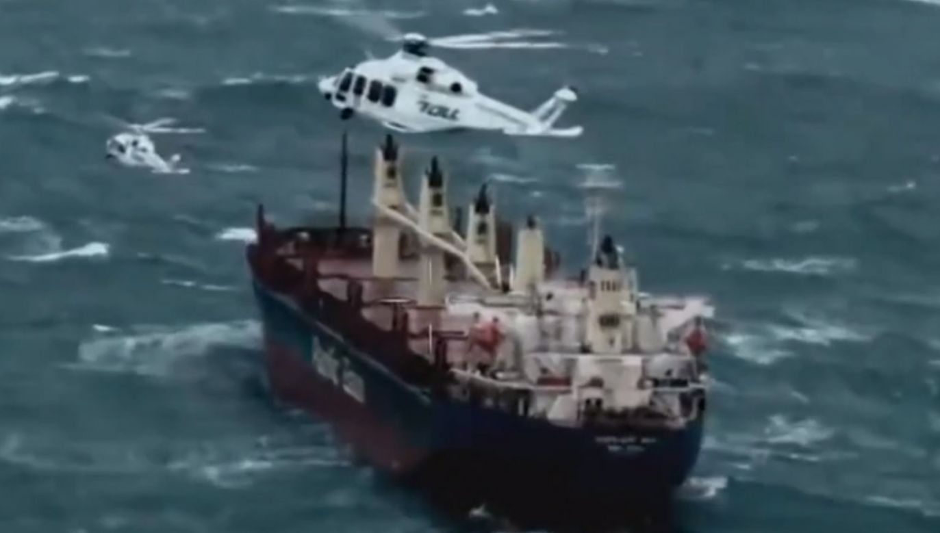 Akcja ratunkowa u wybrzeży Sydney (fot. EBU/NSW RFS)