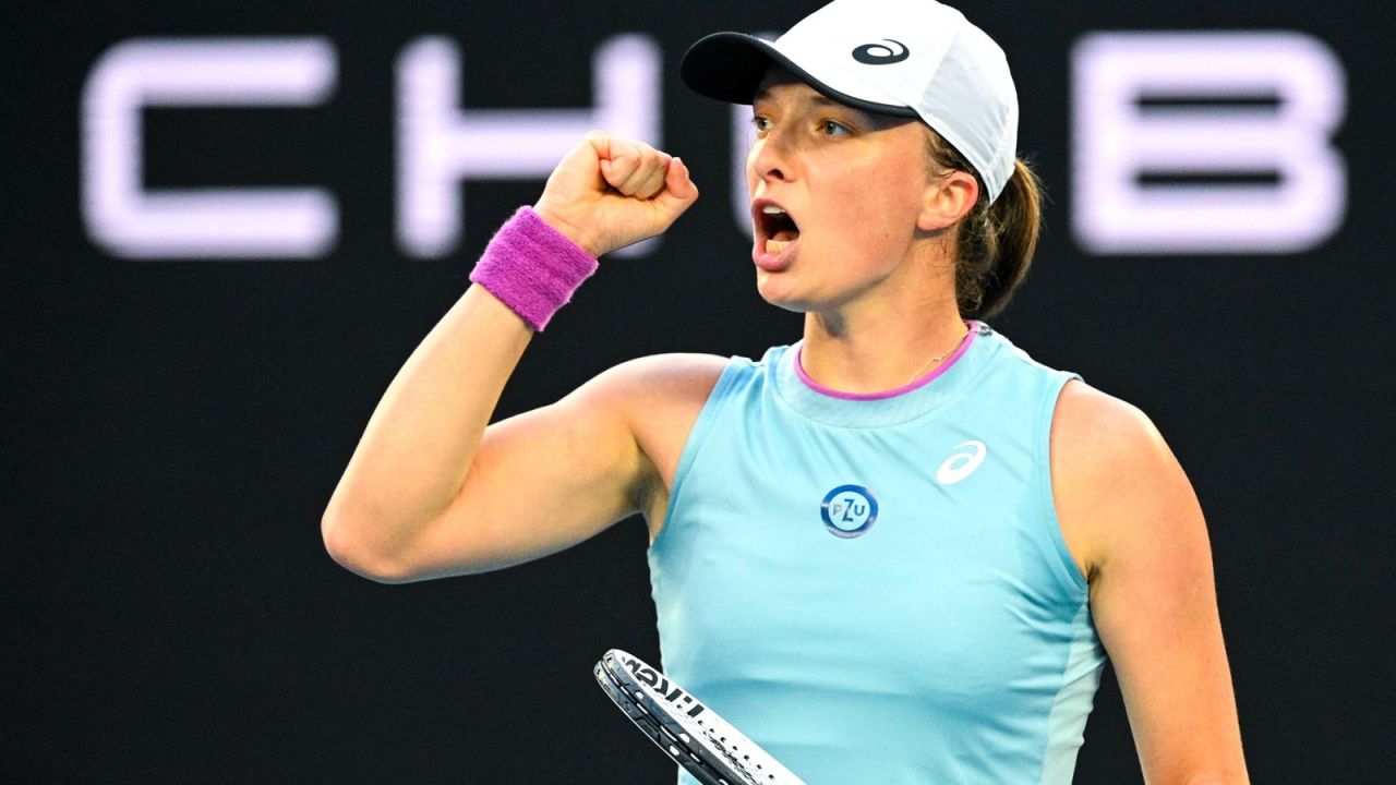 Iga Świątek – Jelena Rybakina: o której mecz? Kiedy gra Świątek w