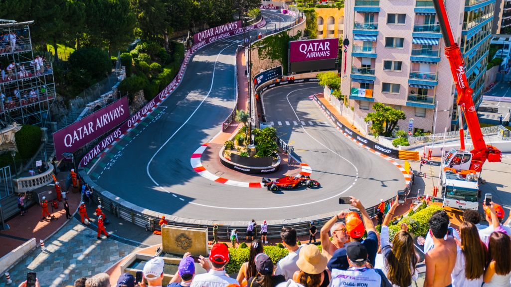 Tor wyścigowy w Monako. W Monte Carlo co roku odbywają się zawody o Grand Prix Monako Formuły 1. Fot. Jay Hirano Photography/Shutterstock